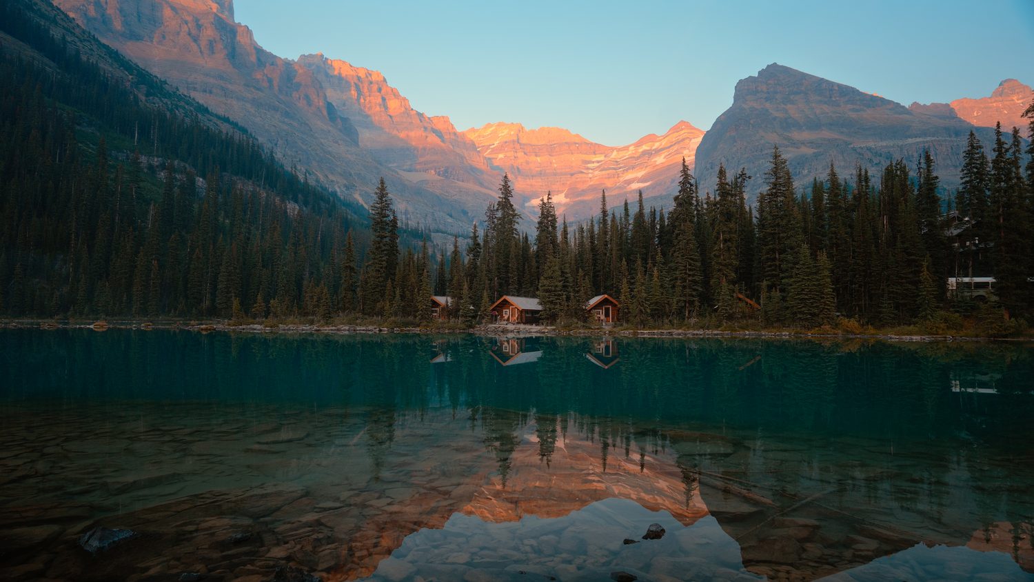 Lake O'Hara shoreline